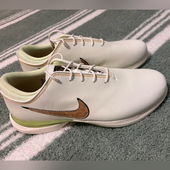 Nike Other - Nike Men's Sz 13 White and Tan Cork Golf Shoes